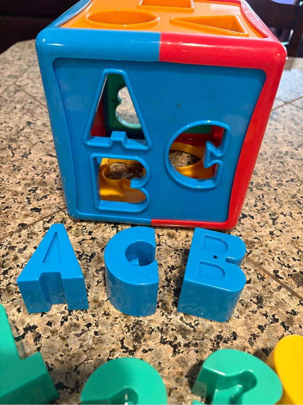 Battat Shape Sorter Cube